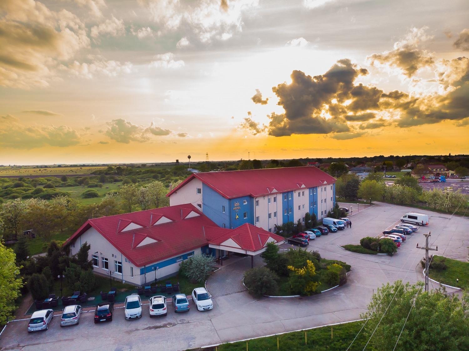 Iris Hotel Bors Buitenkant foto