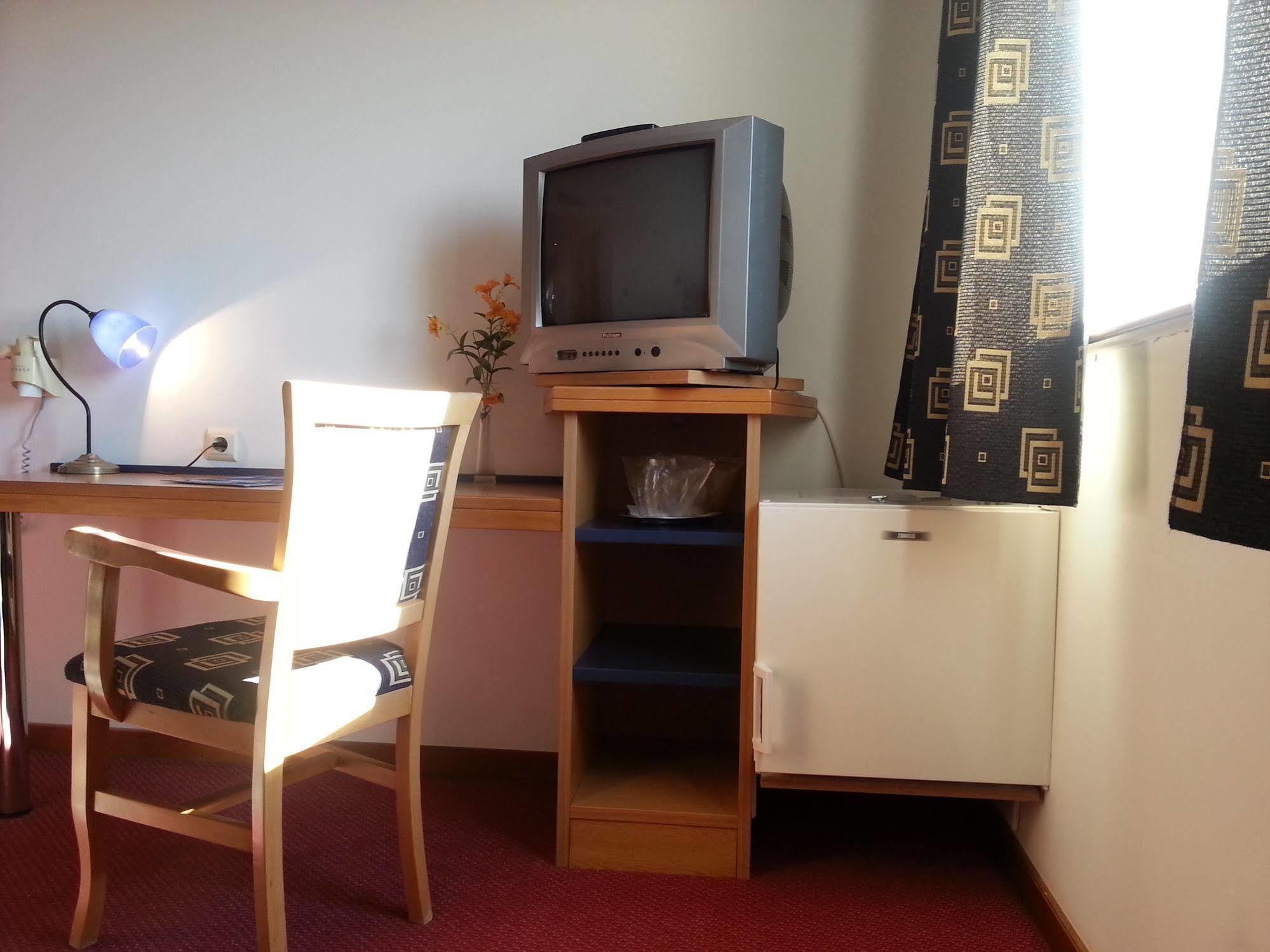 Iris Hotel Bors Buitenkant foto