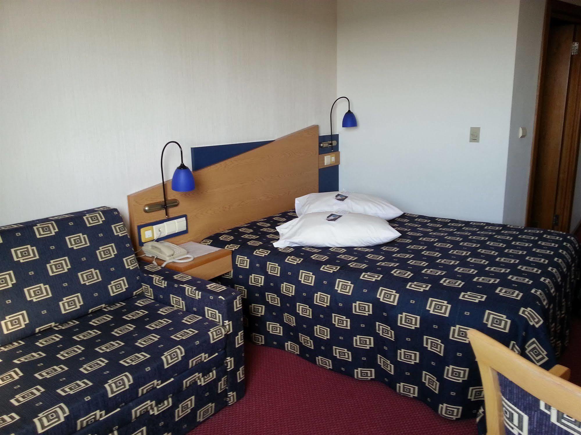 Iris Hotel Bors Buitenkant foto