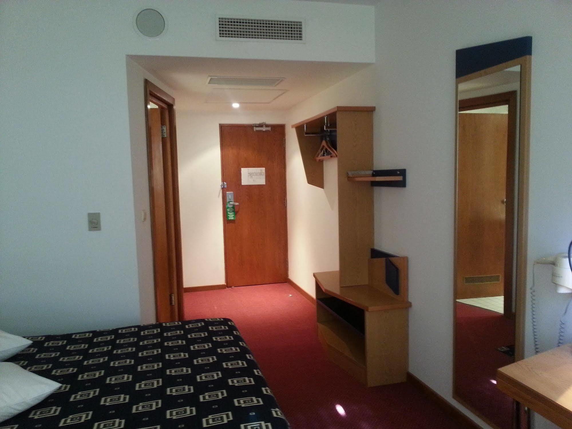 Iris Hotel Bors Buitenkant foto