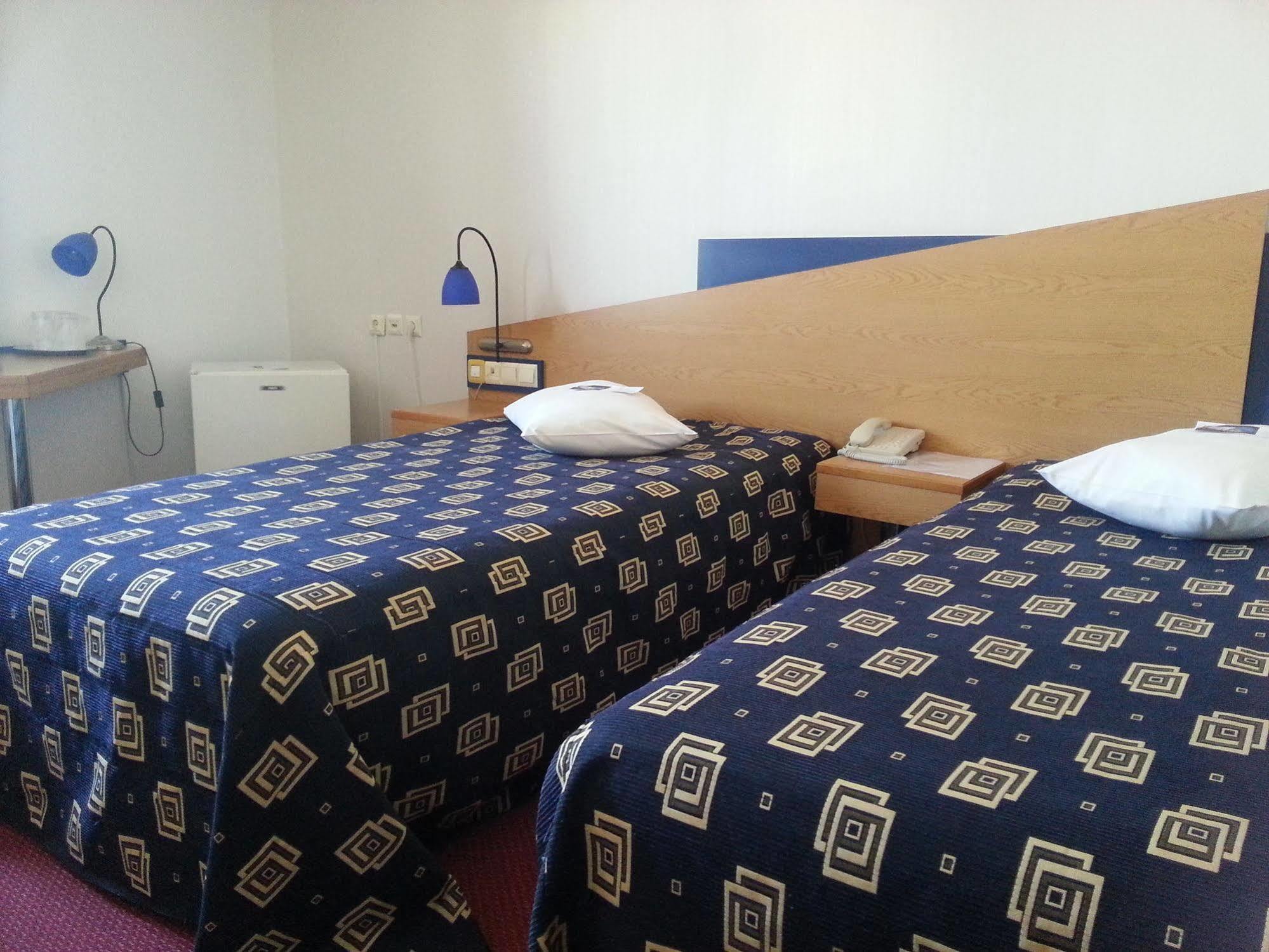 Iris Hotel Bors Buitenkant foto