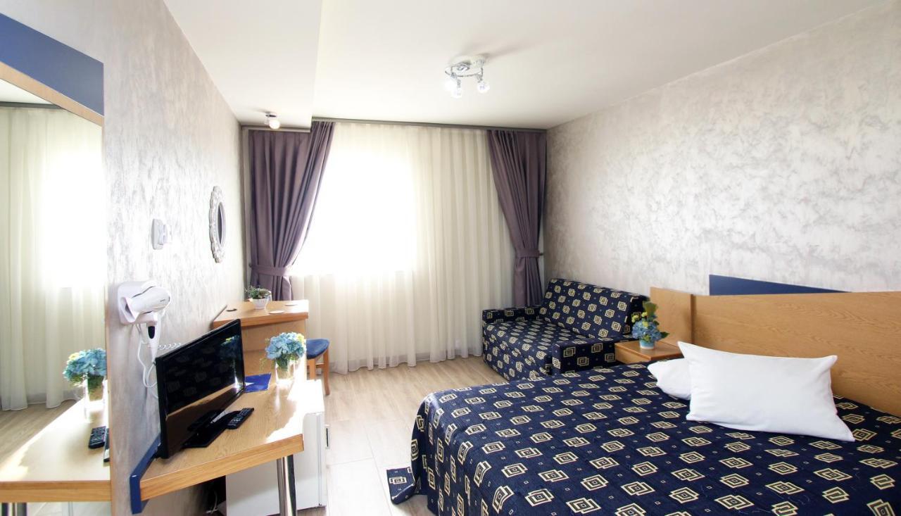 Iris Hotel Bors Buitenkant foto